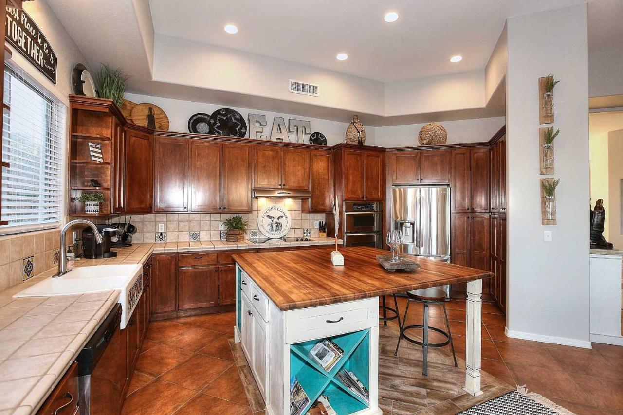 Adobe Arizona Home With City And Mountain Views Queen Creek Buitenkant foto